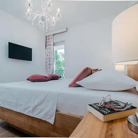 Apartment Biocic Donji Okrug (Ciovo)