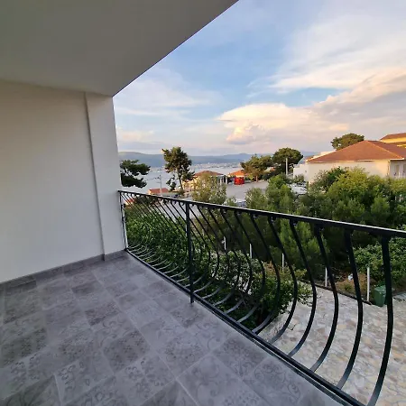 Biocic Apartament Donji Okrug (Ciovo)